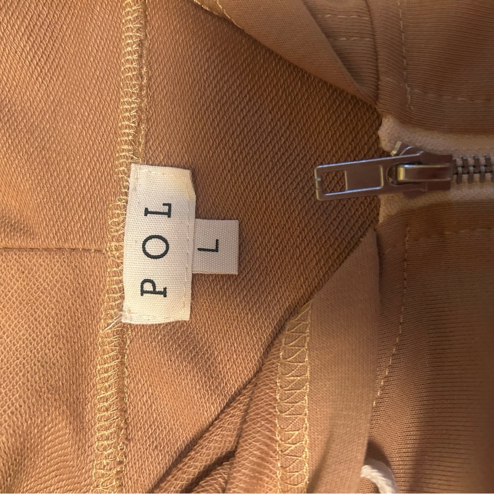 POL Tan and Brown Zip-Up Pull Over - Picture 3 of 9